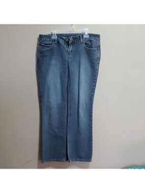 Bum Equipment Women's Blue Jeans Size 8